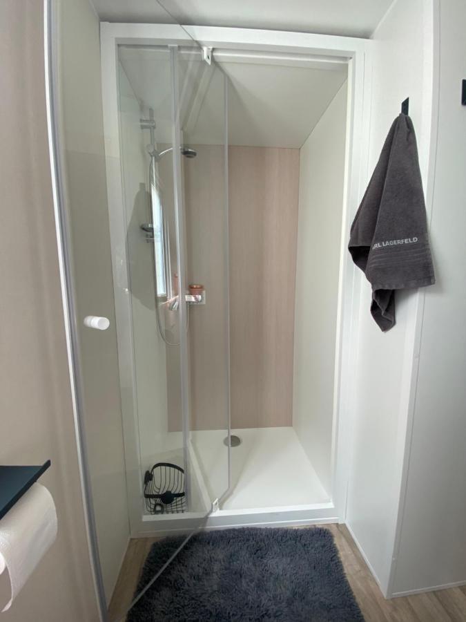 Mobil Home De Charme Фрежюс Экстерьер фото