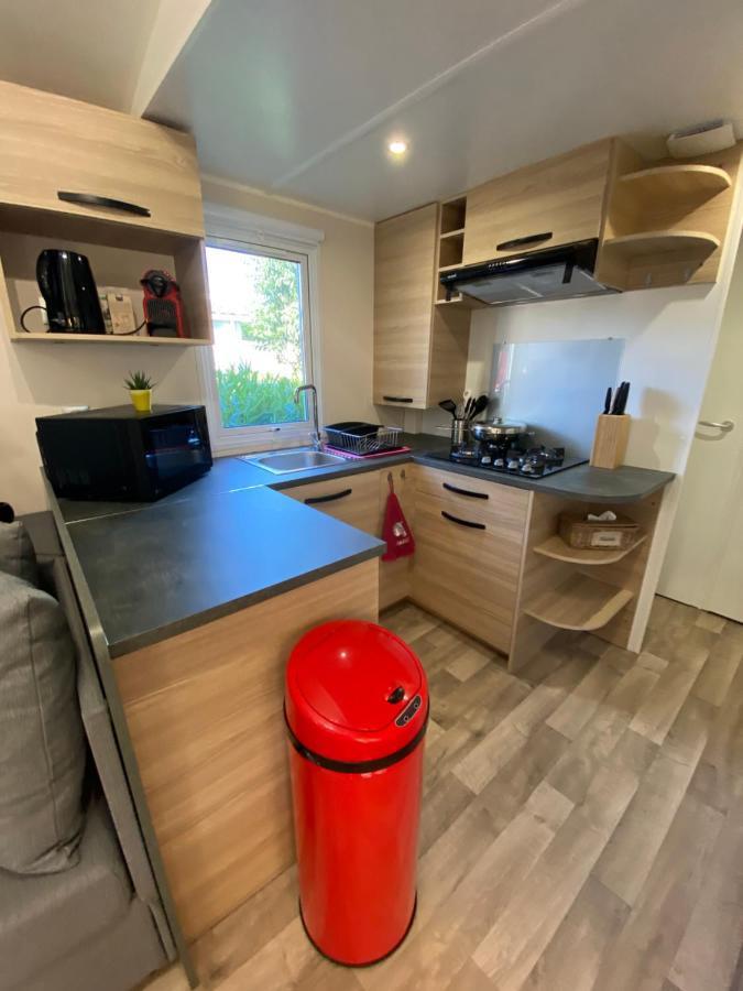 Mobil Home De Charme Фрежюс Экстерьер фото